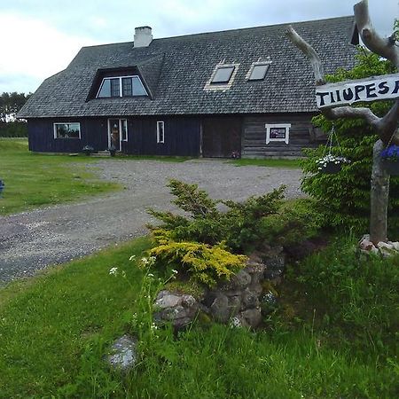 Tiiupesa Guest House Hellamaa  Exteriér fotografie
